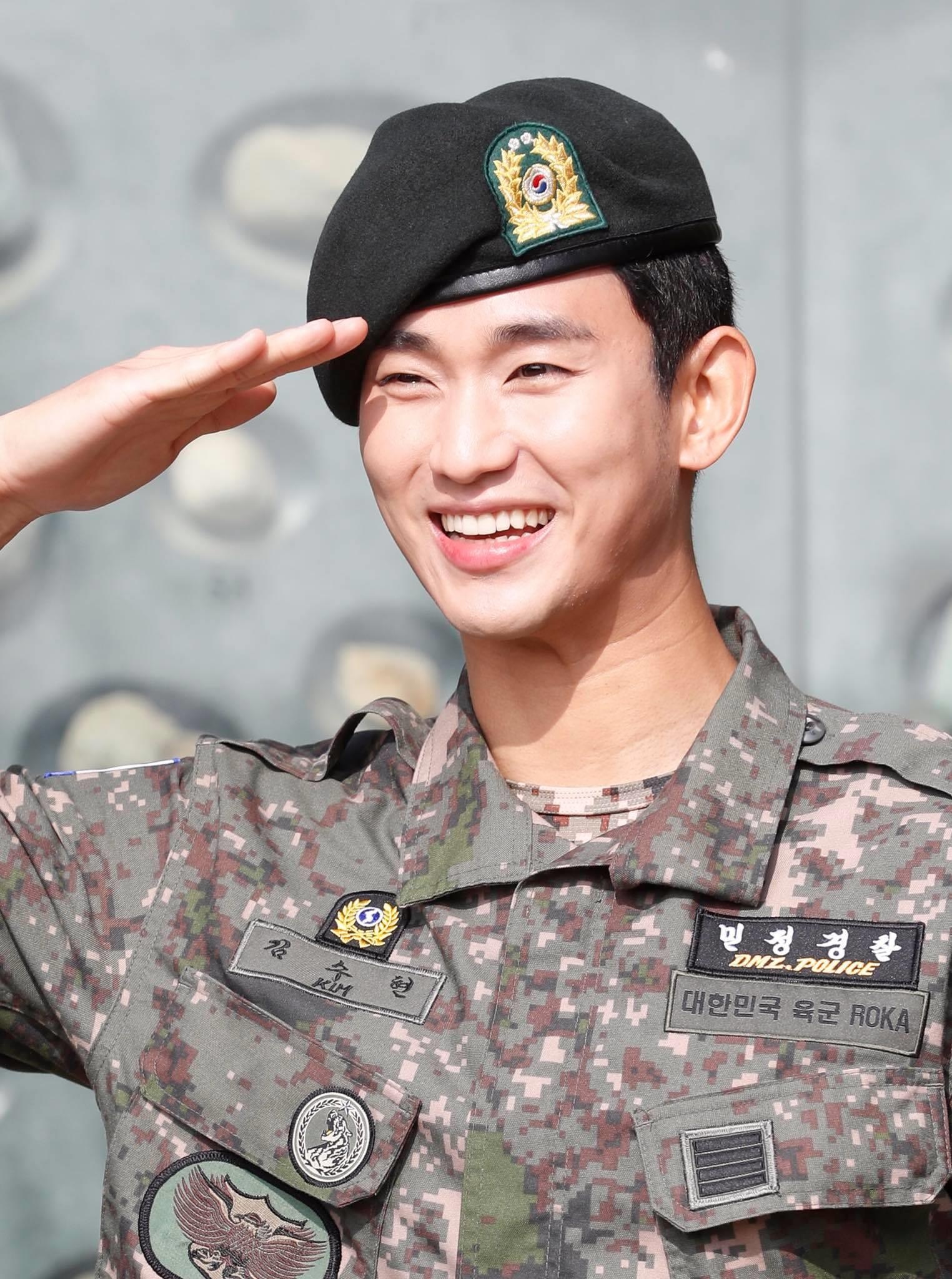 kim soo hyun xuat ngu anh 1