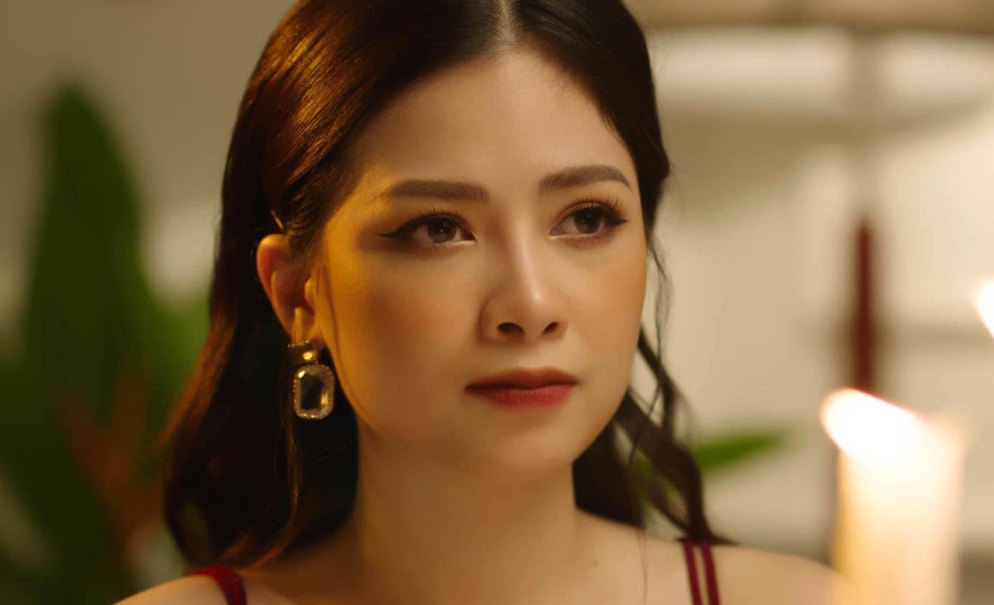 Duong Hoang Yen tiep tuc gay chu y voi MV ke ve nguoi chong phan boi hinh anh