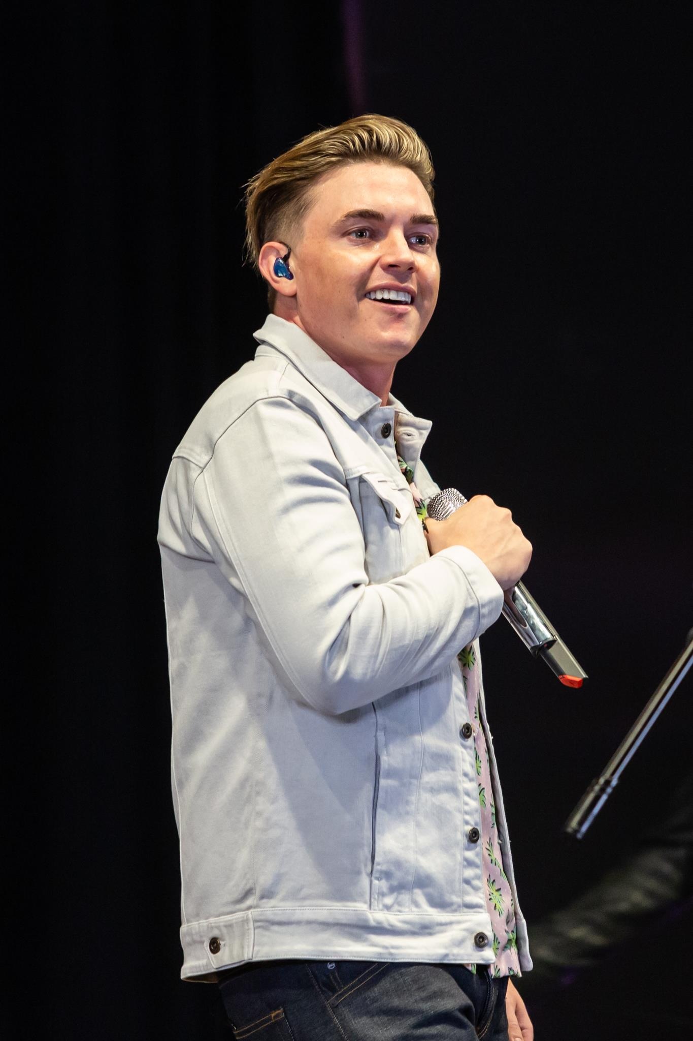 jesse mccartney viet nam anh 7