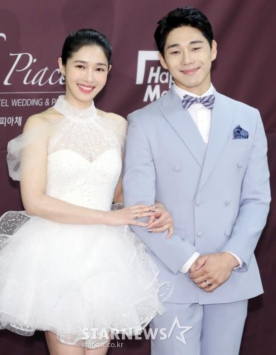 dam cuoi sao han anh 5