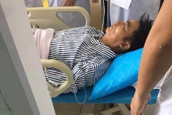 nhậm đạt hoa bị đâm ảnh 2 nham dat hoa bi dam anh 2