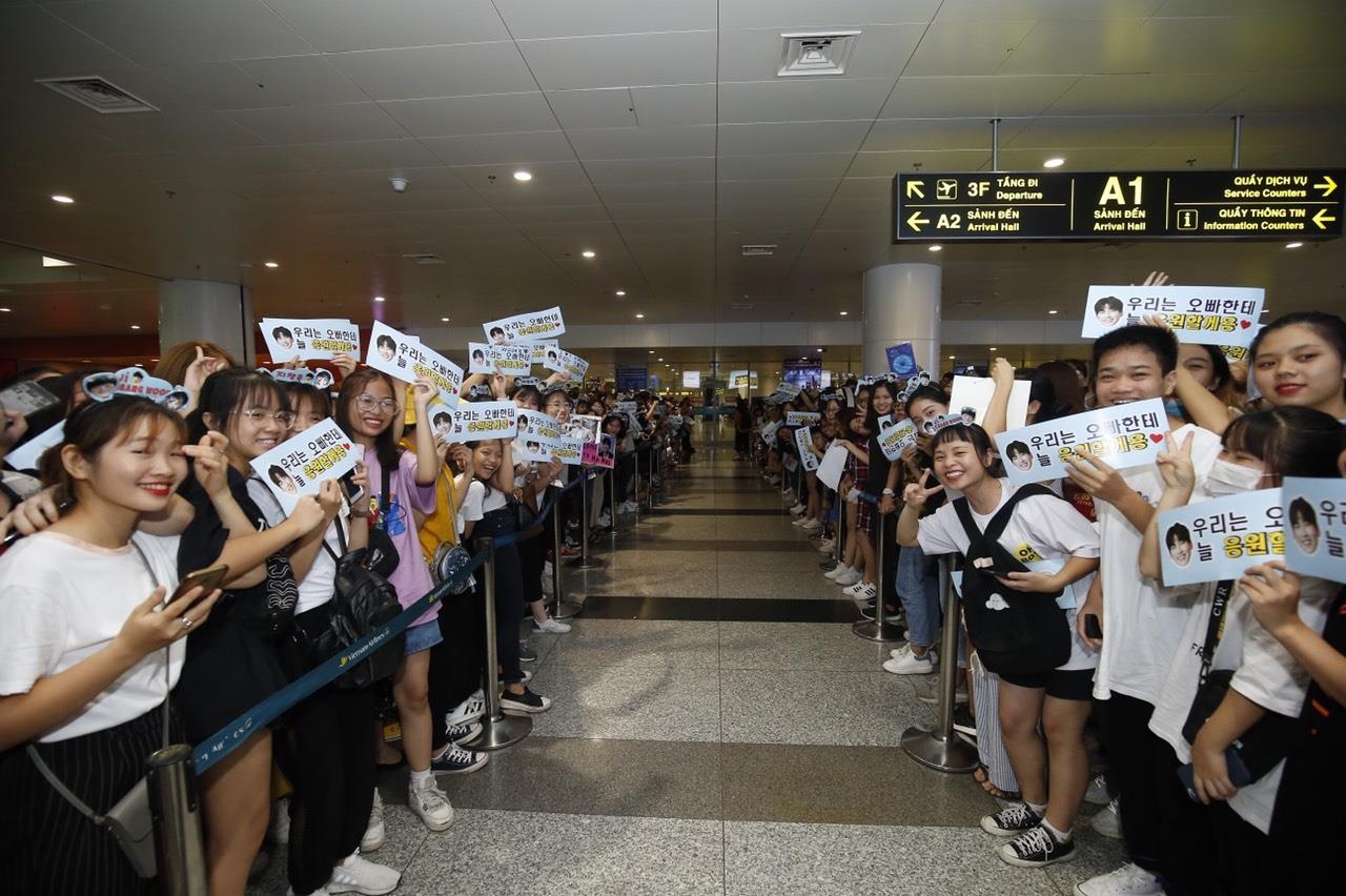 ji chang wook den viet nam anh 2