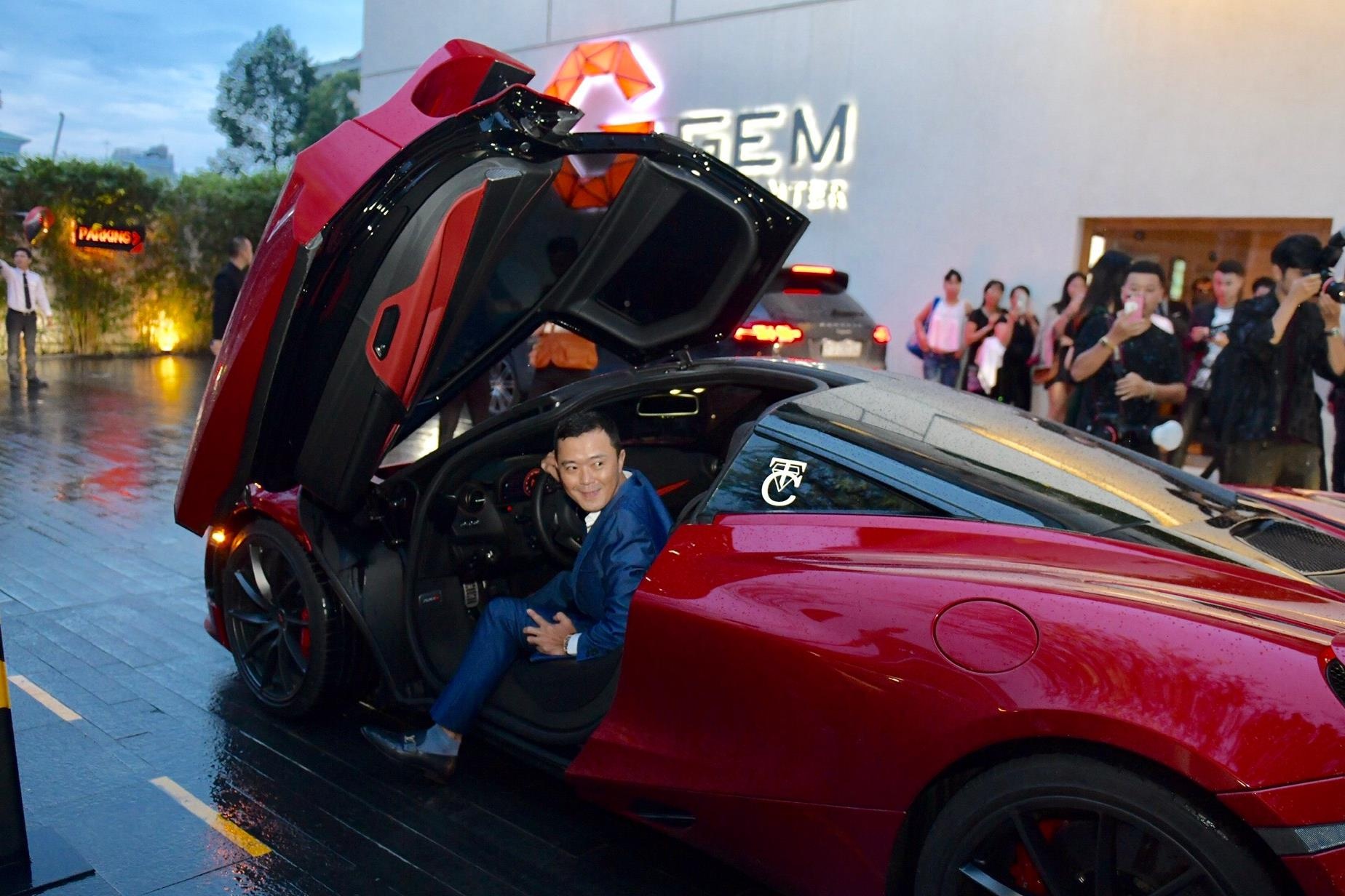 Dan sieu xe do bo, net po am i o le cuoi Cuong Do La - Dam Thu Trang hinh anh