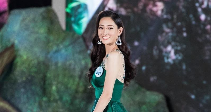 Top 10 Hoa hau The gioi Viet Nam long lay voi vay da hoi hinh anh