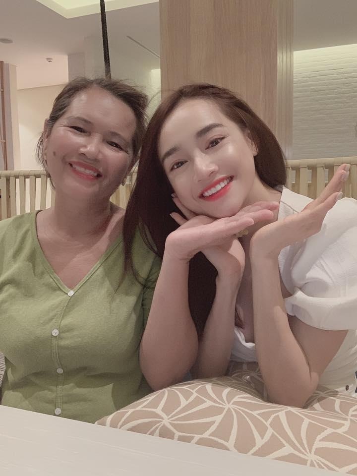 con gai nha phuong anh 1