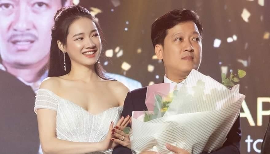 Nha Phuong cong khai co con gai hinh anh