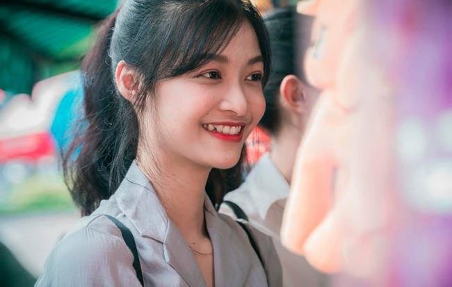 La Sky chinh goc, A hau Kieu Loan hat live 'Lac troi' hay den muc nao? hinh anh