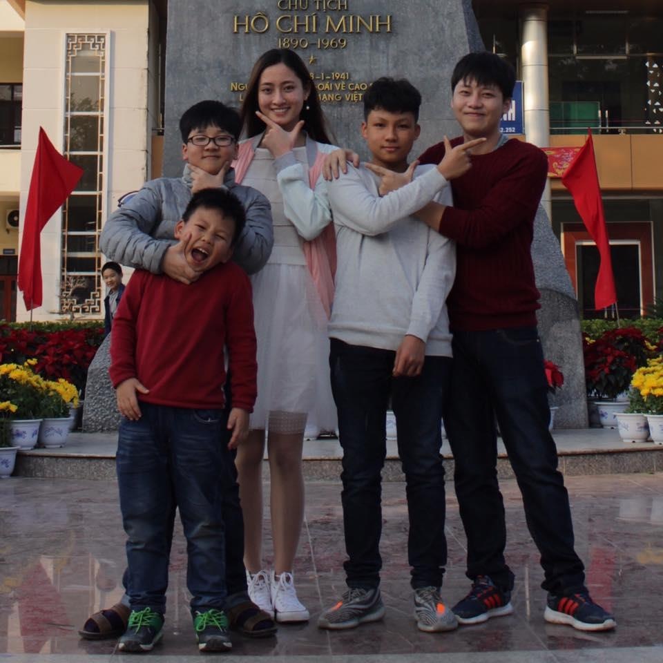 hoa hau luong thuy linh anh 6