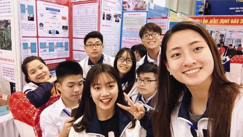 hoa hau luong thuy linh anh 3