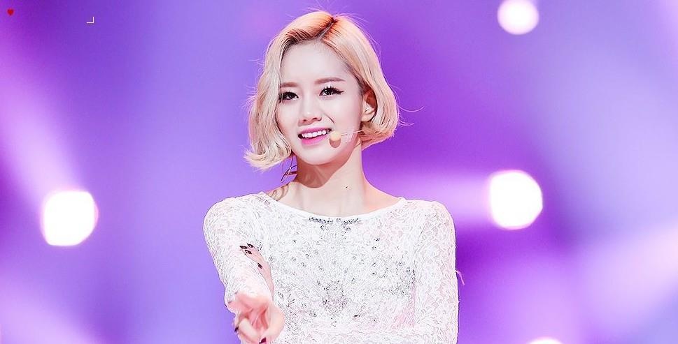 Sao nu Han bi phat vi quang cao trung tam mua sam tren truyen hinh hinh anh