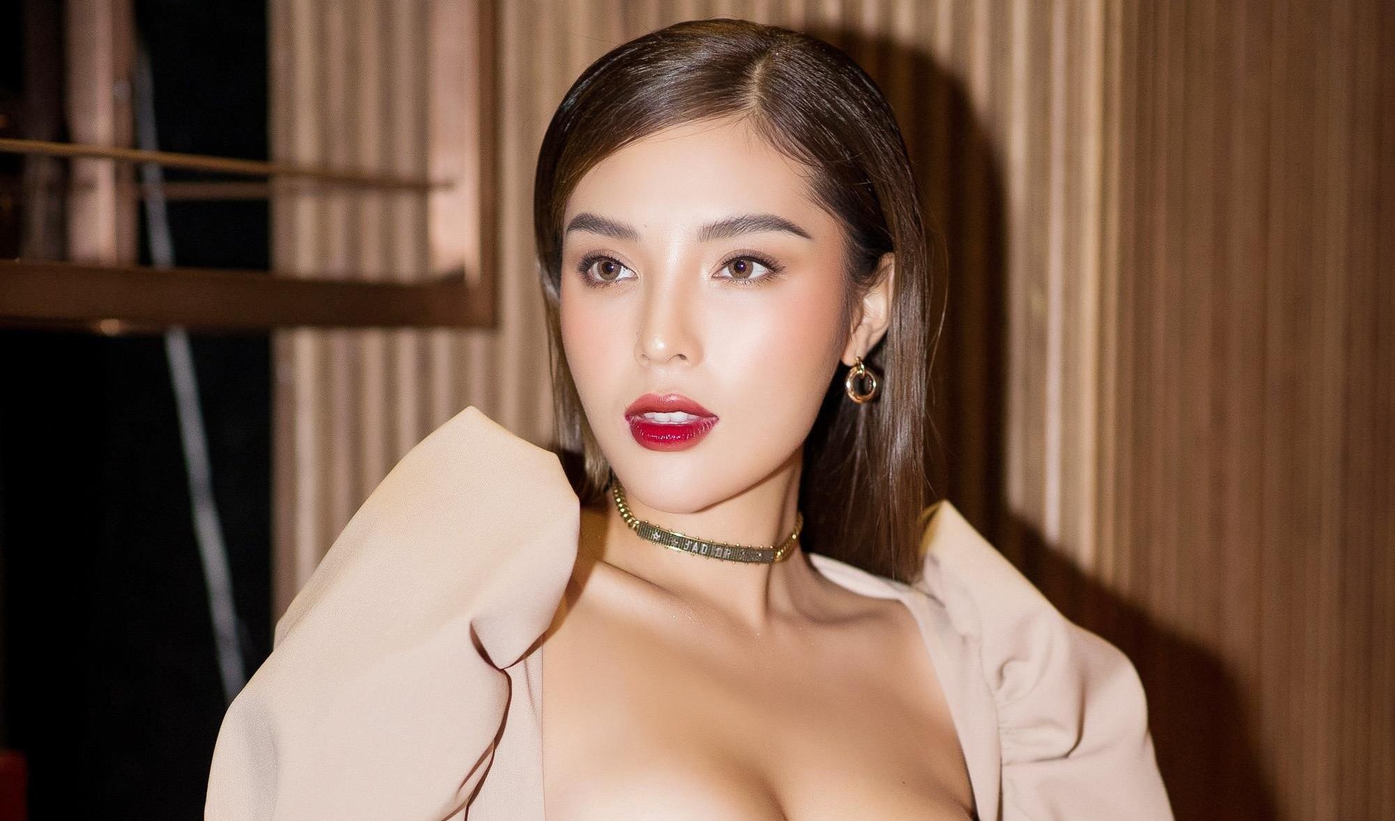 Hoa hau Ky Duyen che mon do dat, tiec tien mua qua cho chau hinh anh