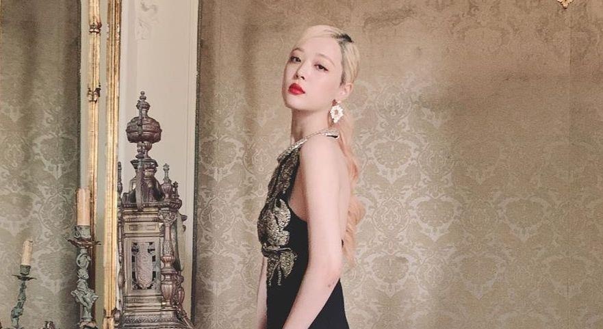 Sulli kin dao, lich su hon sau nhieu lan bi chi trich mac ho hinh anh