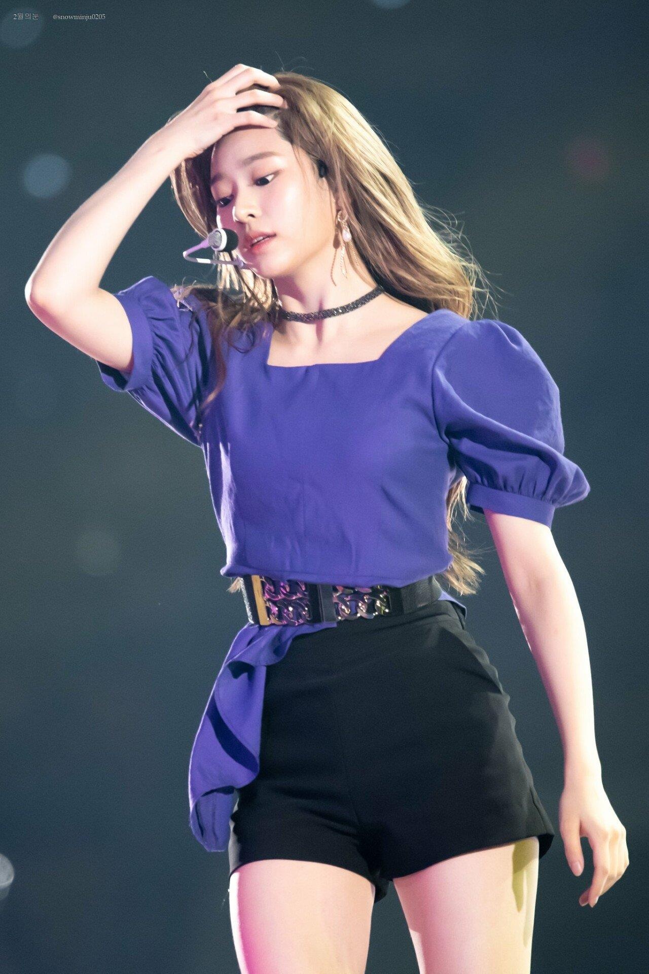 kim min joo izone anh 7