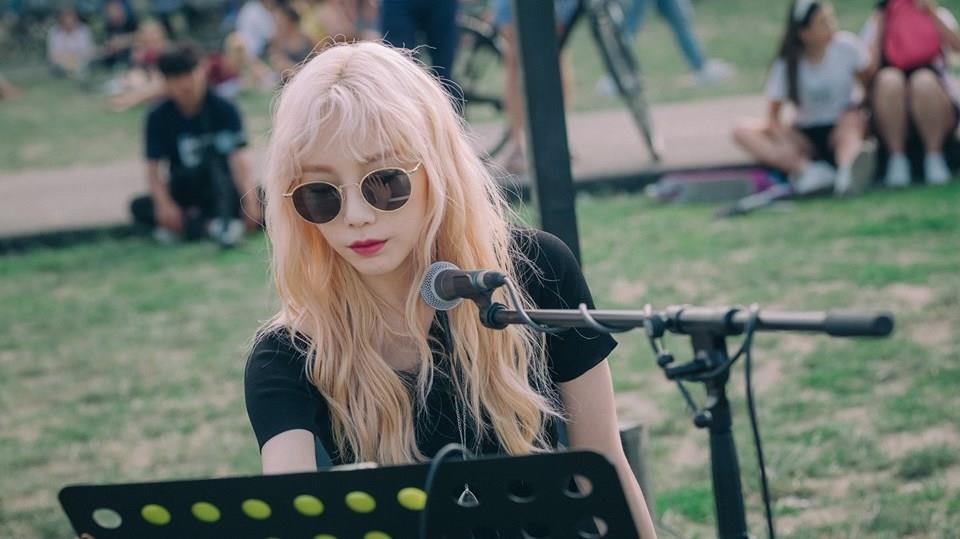 Tae Yeon (SNSD) cover hit 'Bad Guy' theo phong cach moi hinh anh