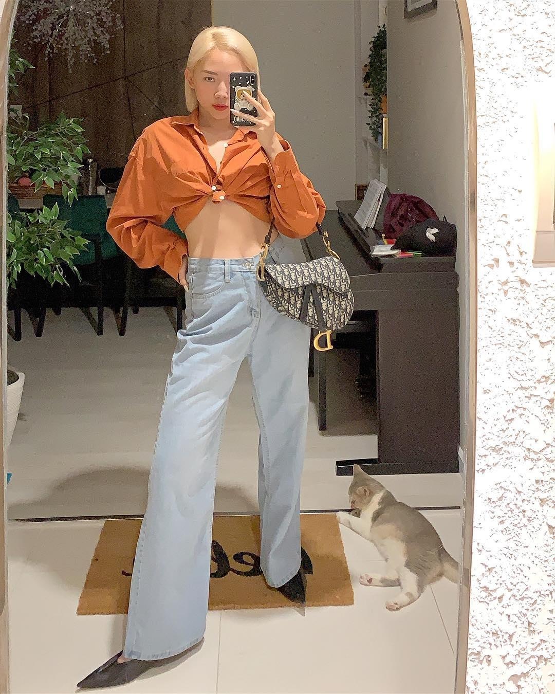 sao viet khoe co bung anh 15