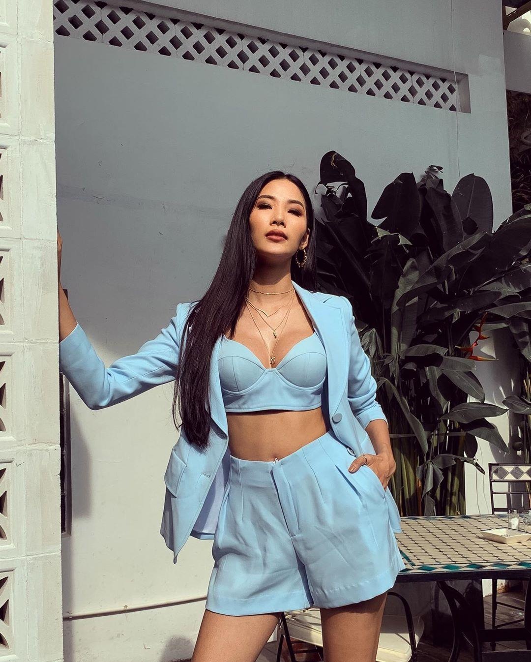 sao viet khoe co bung anh 4