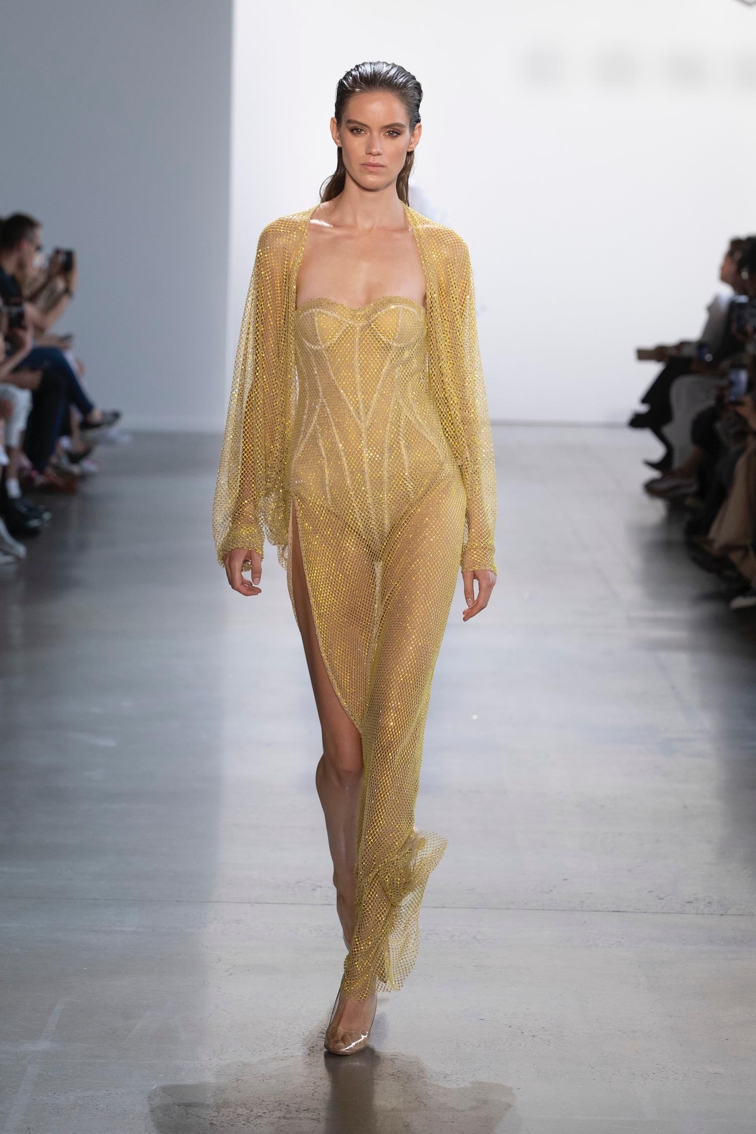 thien than noi y Elsa Hosk anh 18