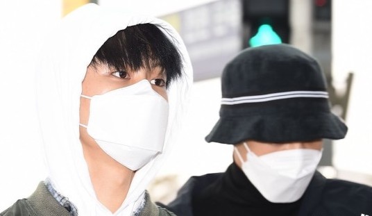 Vi sao showbiz Han khong chong dich quyet liet nhu Trung Quoc? hinh anh