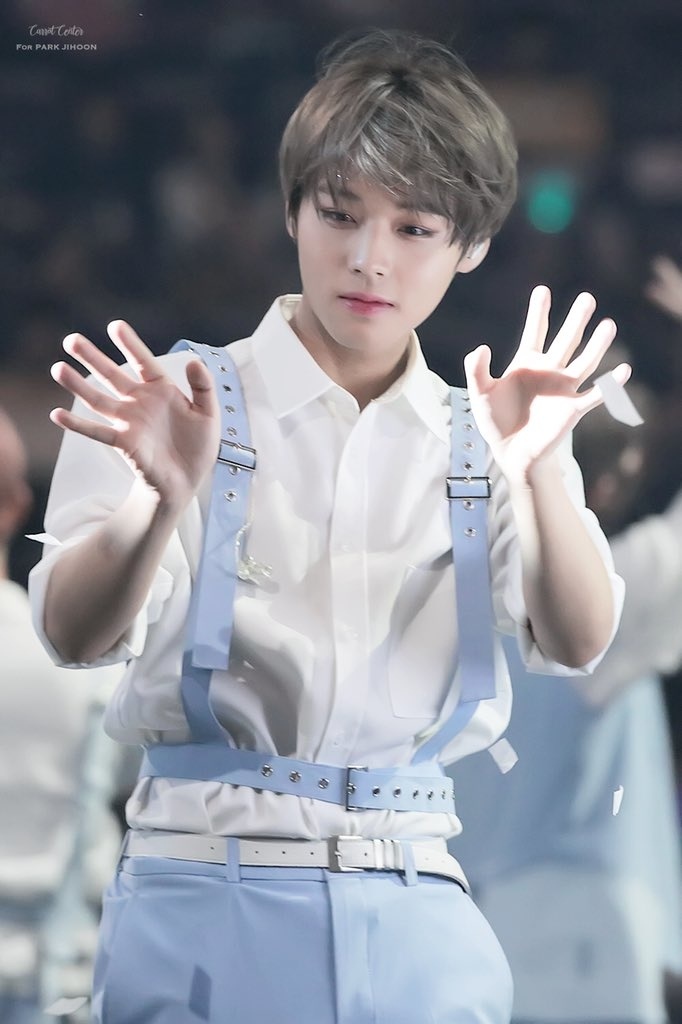 6 nam than tuong dep trai nhat kpop anh 15