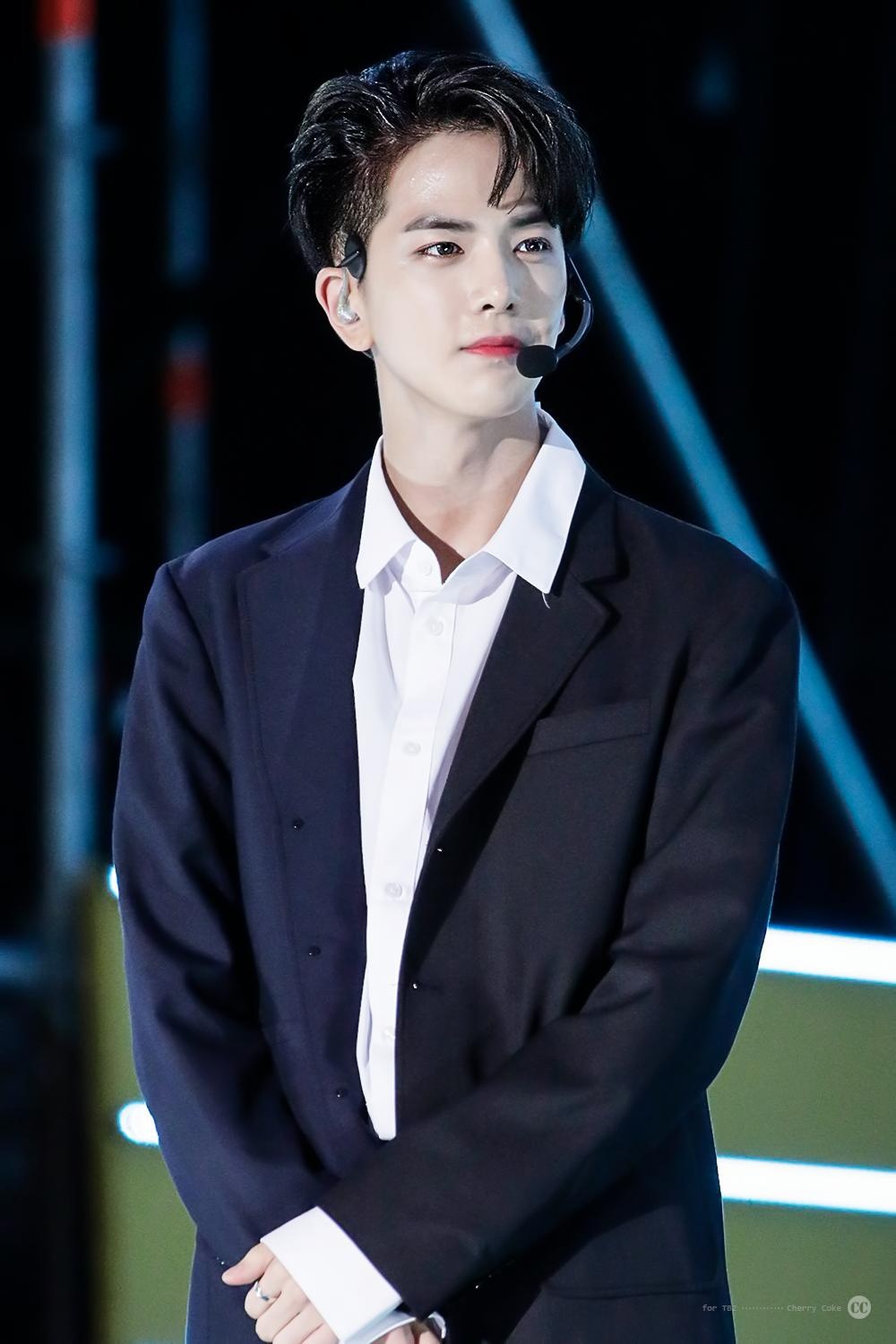 than tuong han duoc tuyen chon tren pho anh 13