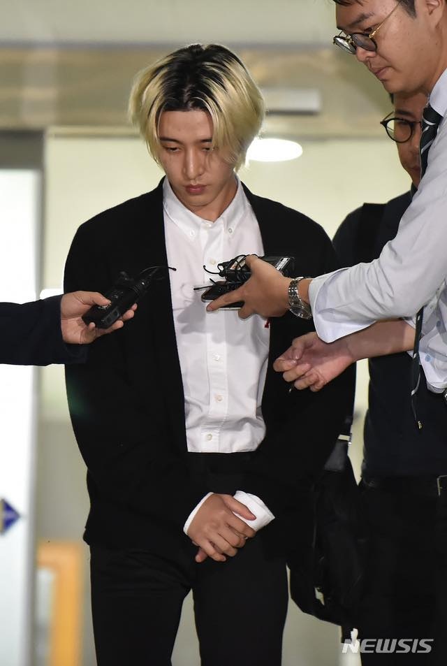 truong nhom ikon bi tham van vi dung ma tuy anh 9