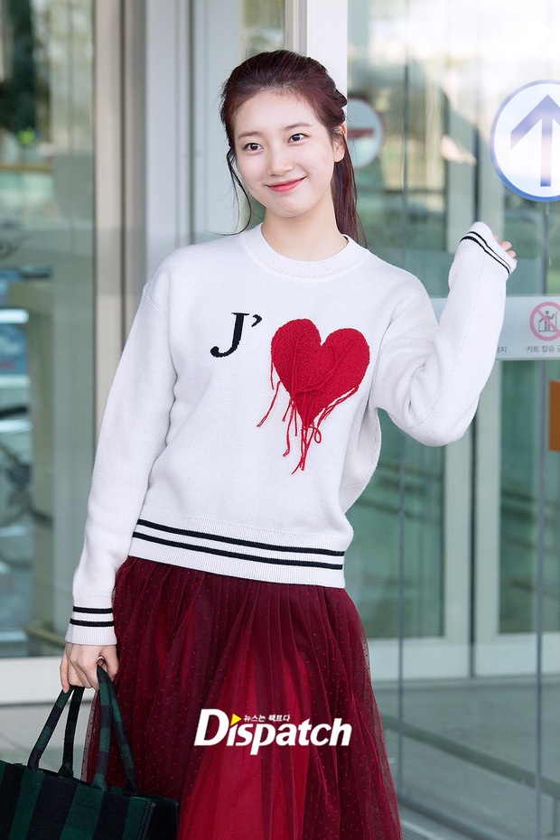 suzy de mat moc tai san bay anh 3