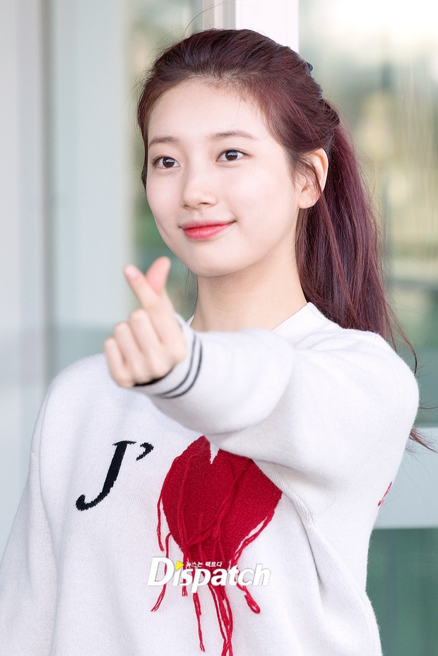 suzy de mat moc tai san bay anh 1