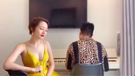 Bao Anh hat live 'Ai can ai' hinh anh