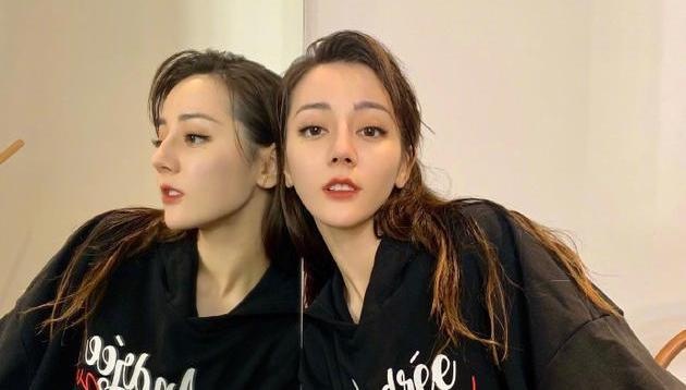 Anh trong hau truong cua my nu Tan Cuong Dich Le Nhiet Ba hinh anh