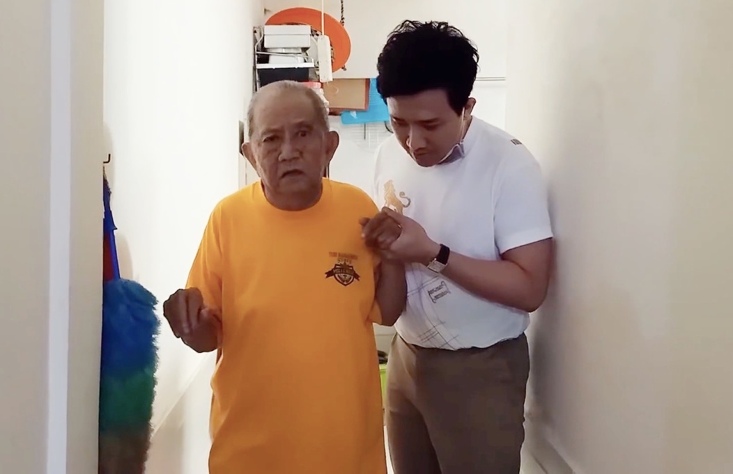 tran thanh truong giang tang tien nghe si mac can anh 1