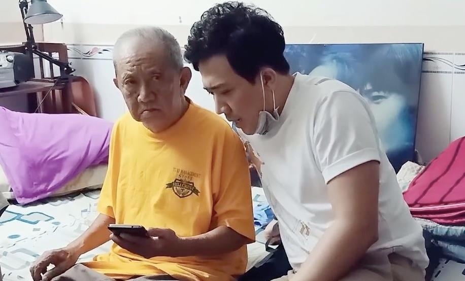 Tran Thanh den nha rieng Mac Can tham hoi, gui 150 trieu dong hinh anh