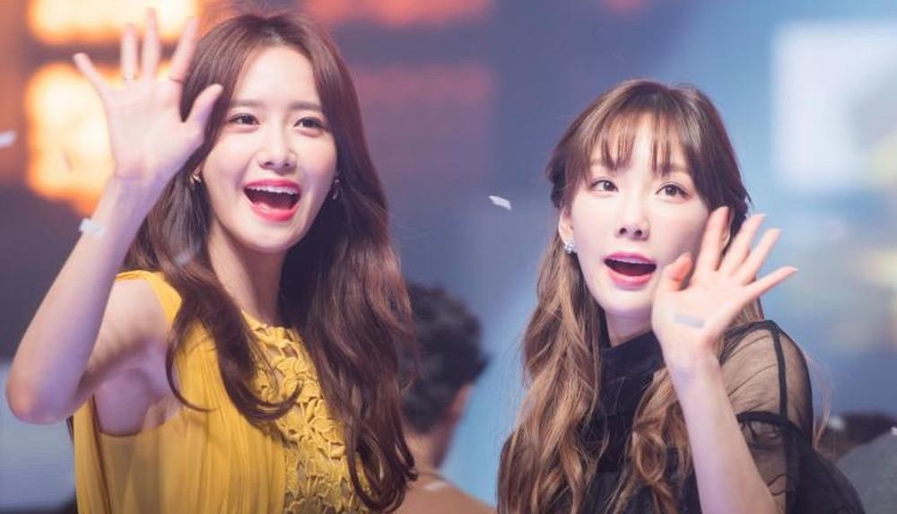 Nhung nhom nhac co cong dua Kpop ra quoc te gio ra sao? hinh anh