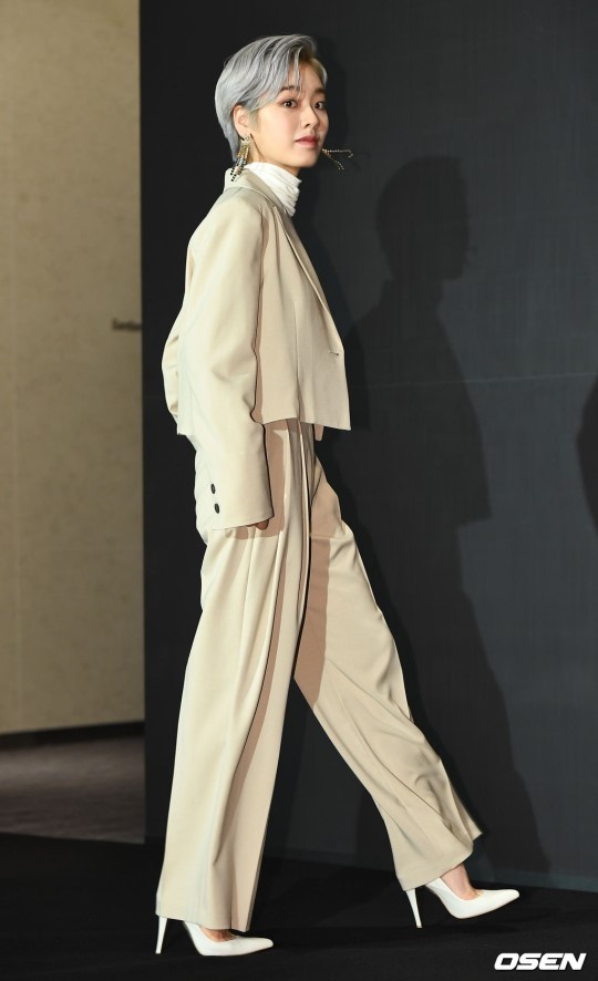 yoona dep lan at dan dien vien noi tieng anh 26