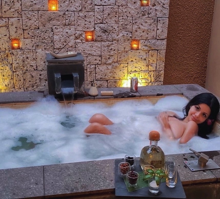 ve nong bong tieu tam xen vao tinh cam cua kylie jenner anh 6