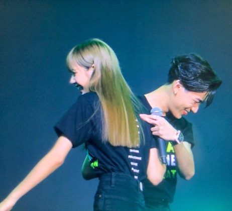 hinh anh lisa khien dan sao thai lan nguong mo anh 9