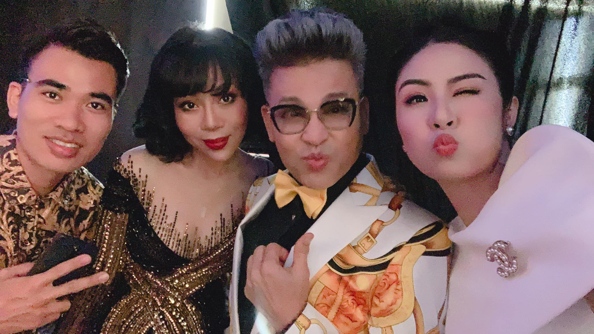 MC Thanh Bach vui ve giua thoi diem bi Xuan Huong chi trich hinh anh