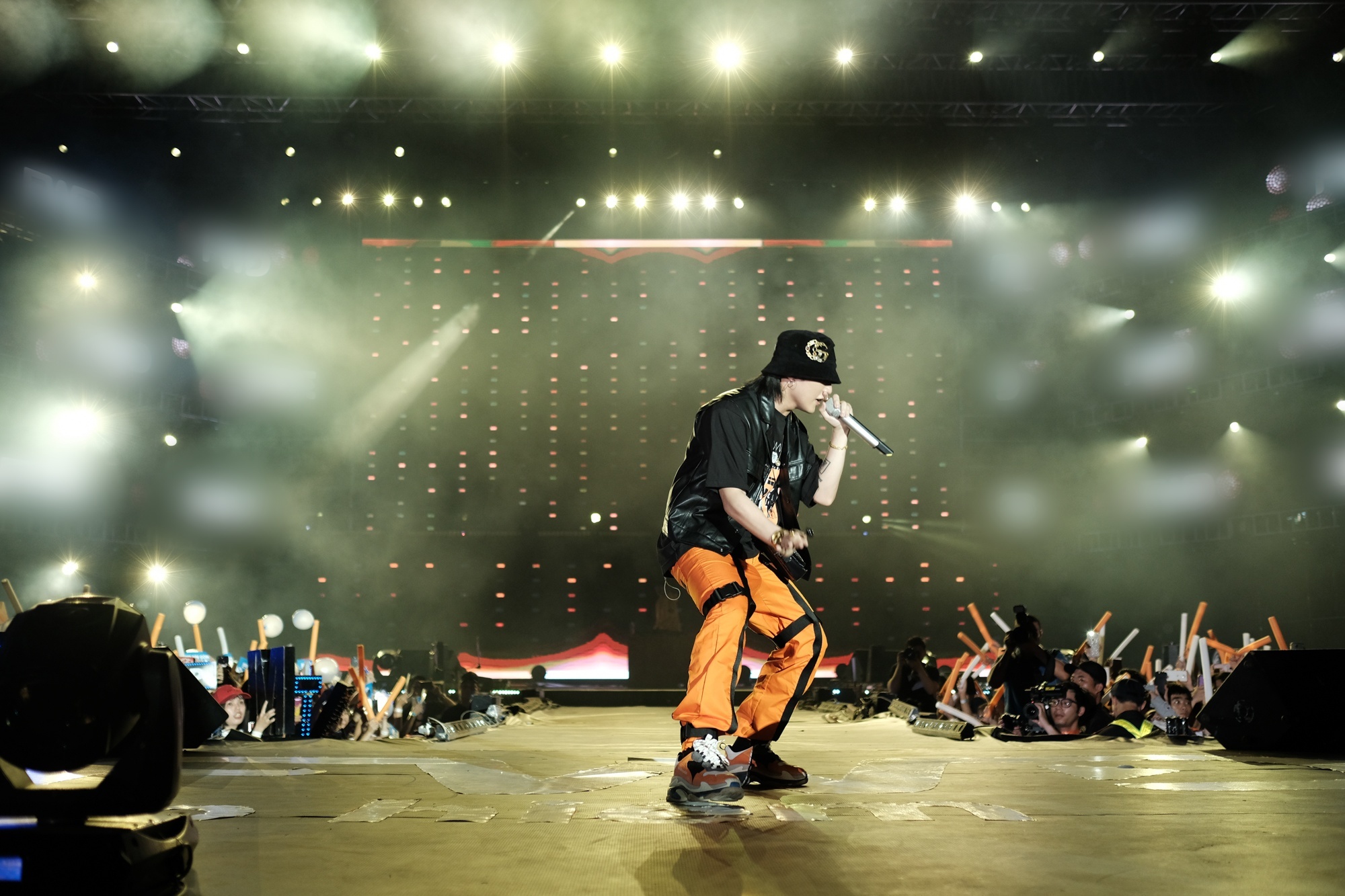 son tung m-tp 7 nam ca hat anh 13