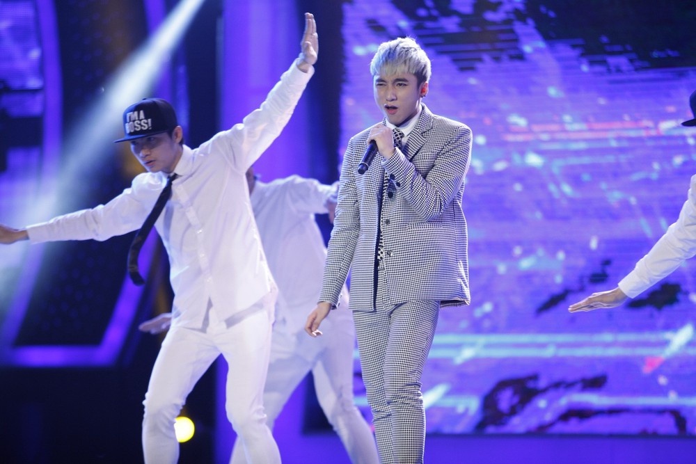 son tung m-tp 7 nam ca hat anh 4