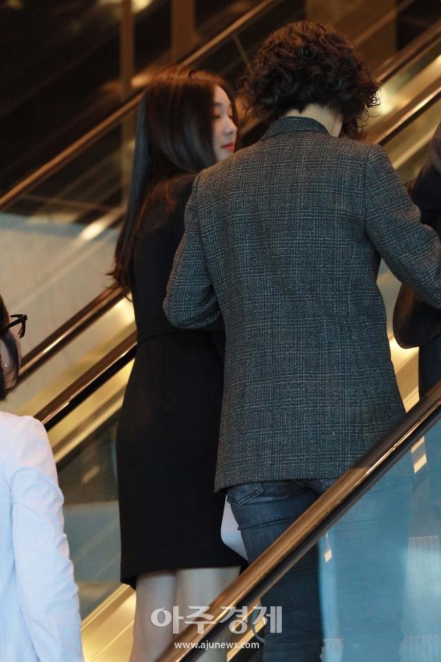 dan sao han hang a du dam cuoi anh 5