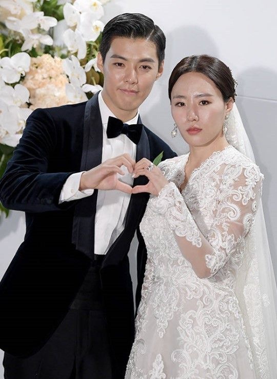 dan sao han hang a du dam cuoi anh 2