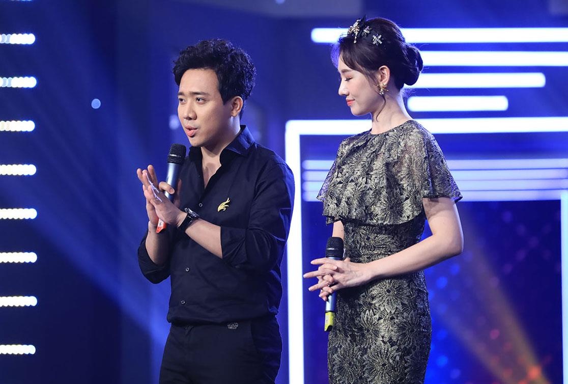 Hari Won ngoi len lung khien Tran Thanh nga sap xuong san khau hinh anh