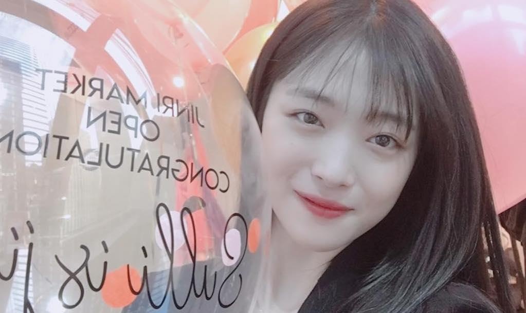Chuyen gia ket luan Sulli bi anh huong tam ly khi doc binh luan ac y hinh anh