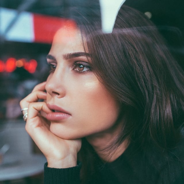 nhan sac ban gai moi brooklyn beckham anh 1