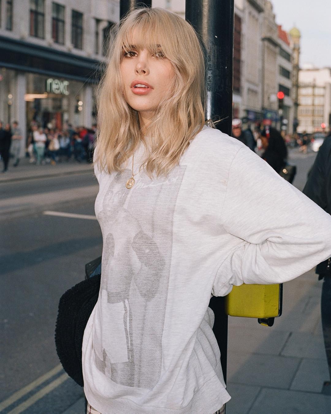 nhan sac ban gai moi brooklyn beckham anh 9