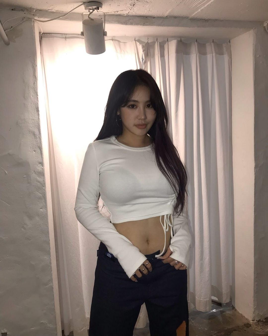 park ji min bi quay roi tinh duc anh 1