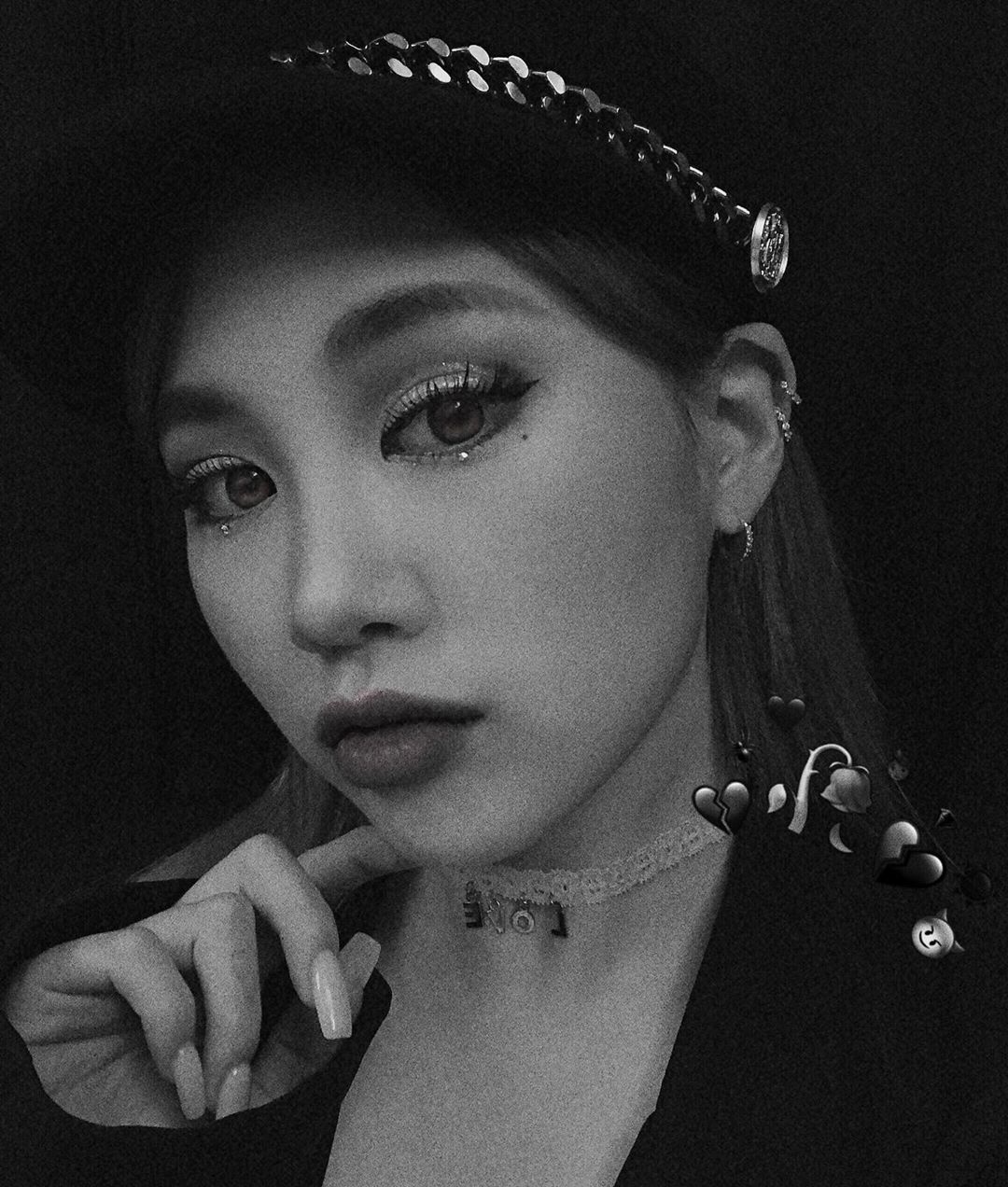 park ji min bi quay roi tinh duc anh 8