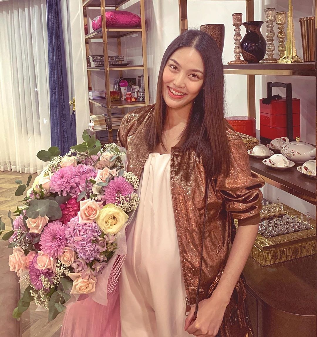 sao viet dang anh goi cam ngay 20/10 anh 2