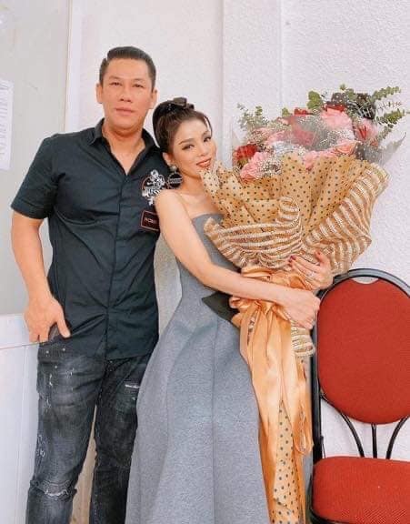 lệ quyên tình cảm với chồng ảnh 2 le quyen tinh cam voi chong anh 2