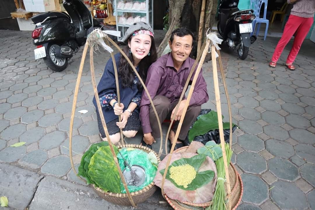 angela phuong trinh an hang rong via he anh 5