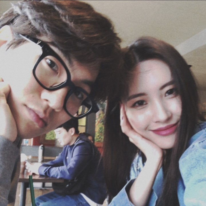 em trai chup anh sunmi anh 1